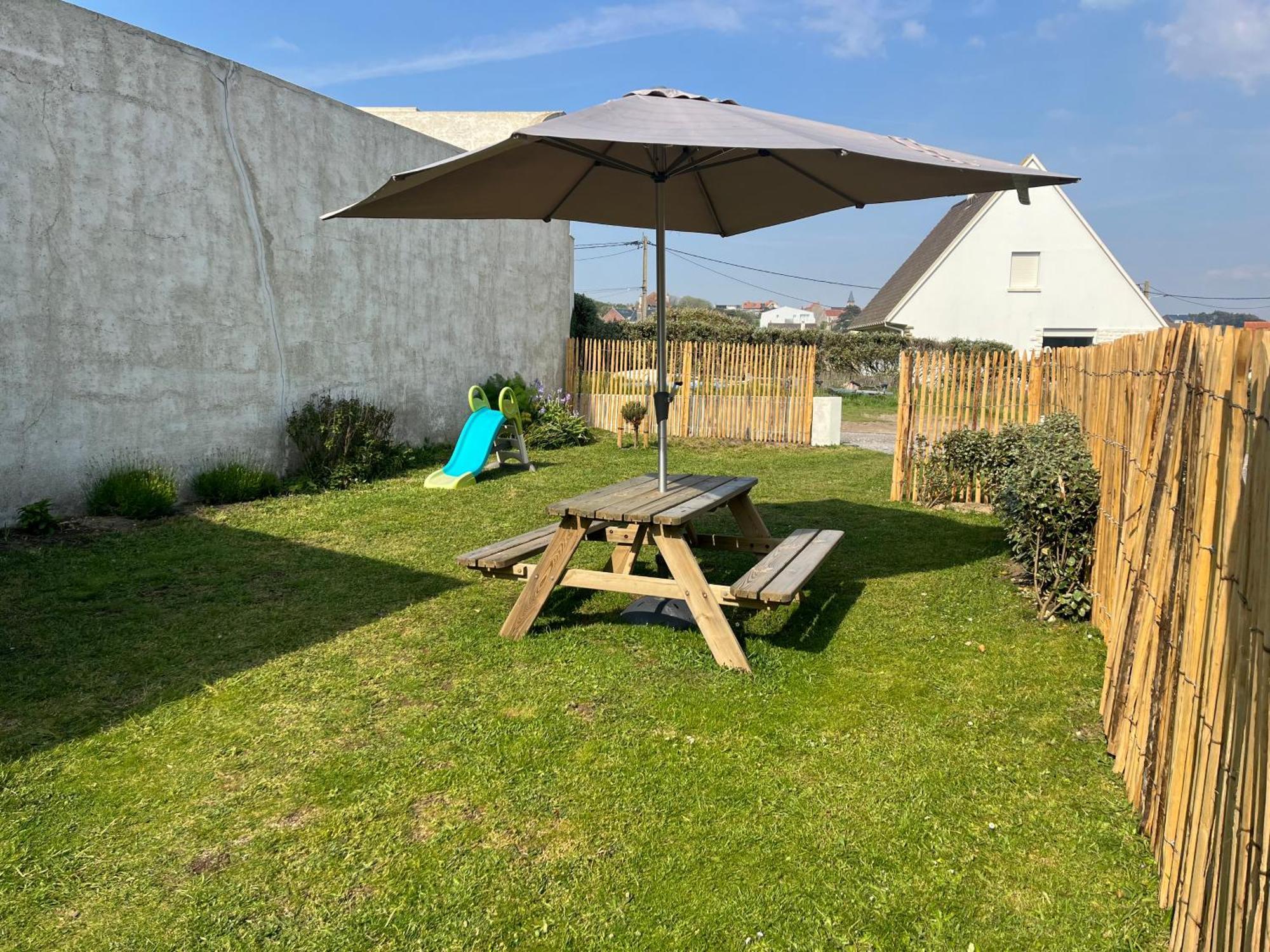 La Maison - Ambleteuse - Vue Sur Mer Et Jardin Exterior photo